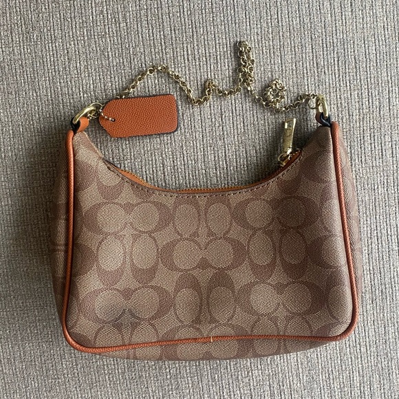 Coach Shoulder Purse - Picture 3 of 10